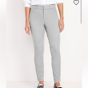 Old Navy Pixie Skinny Light Gray